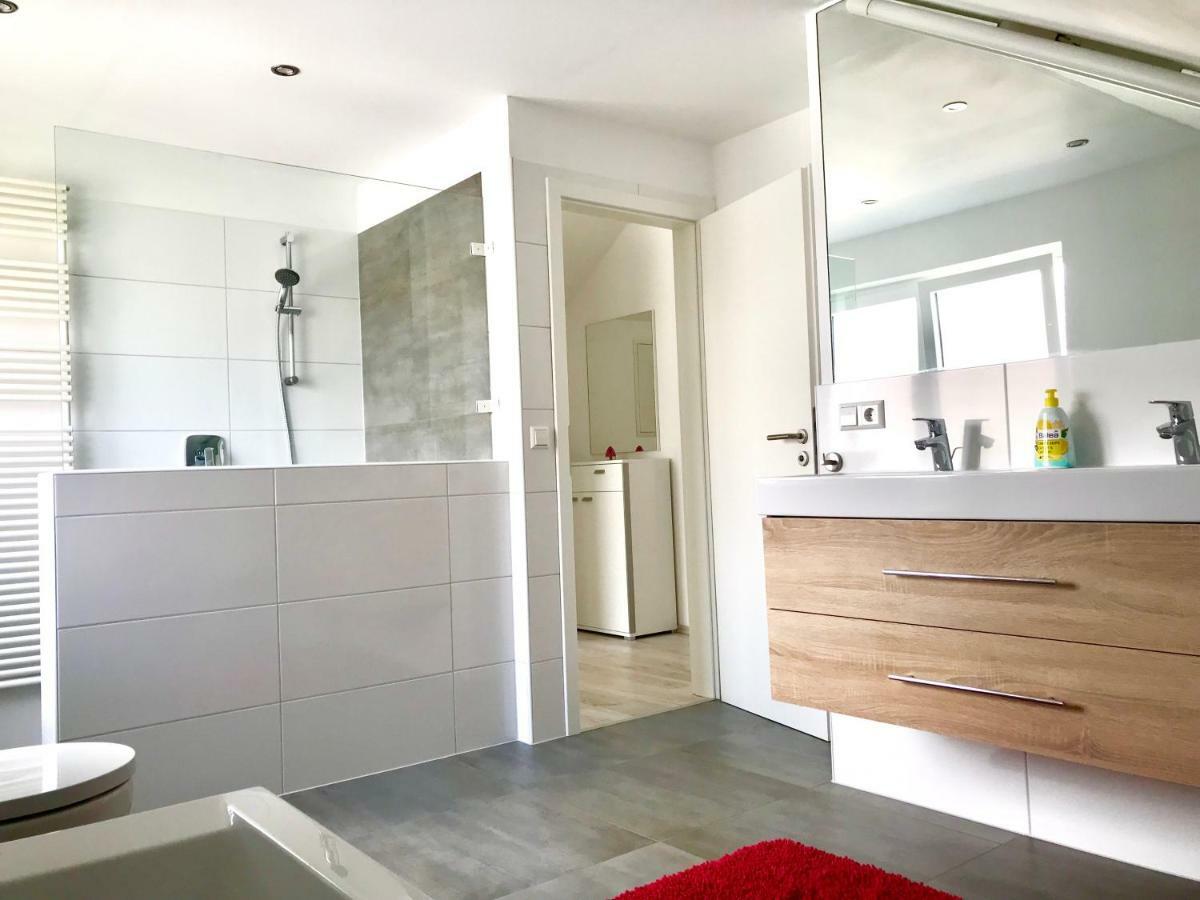 Haus Mozartstrasse Apartment Mutlangen Bagian luar foto