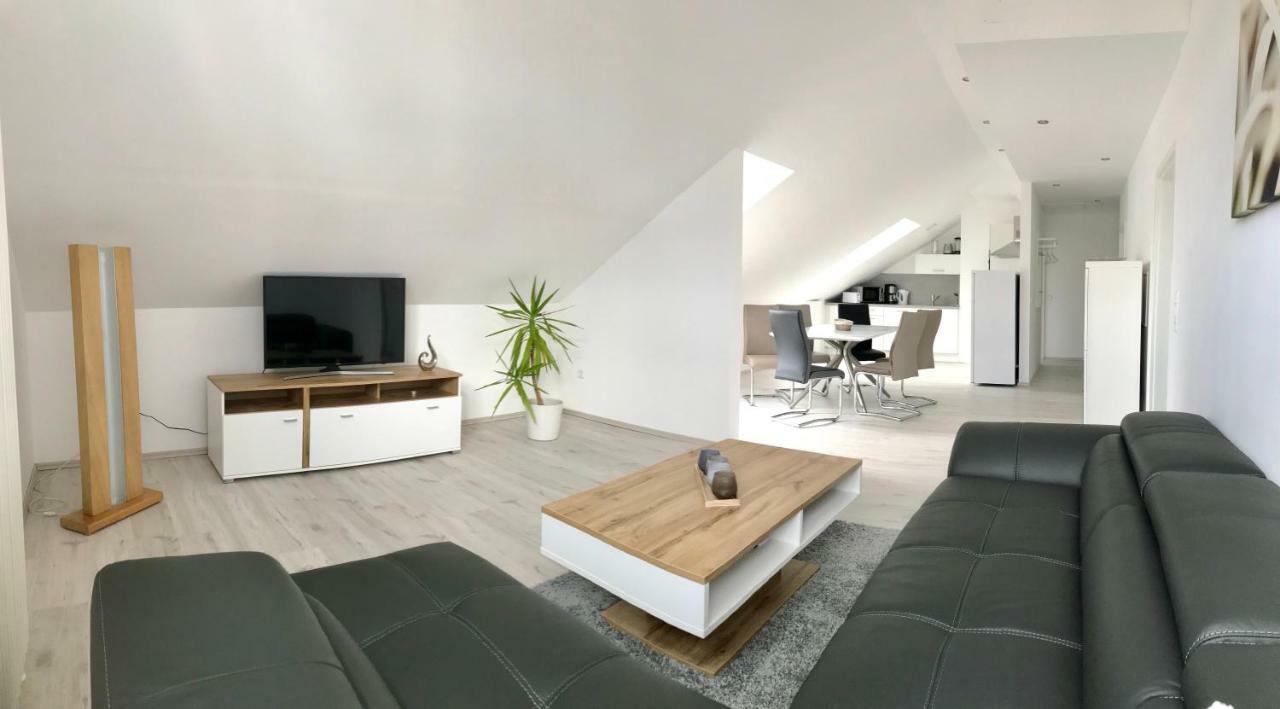 Haus Mozartstrasse Apartment Mutlangen Bagian luar foto